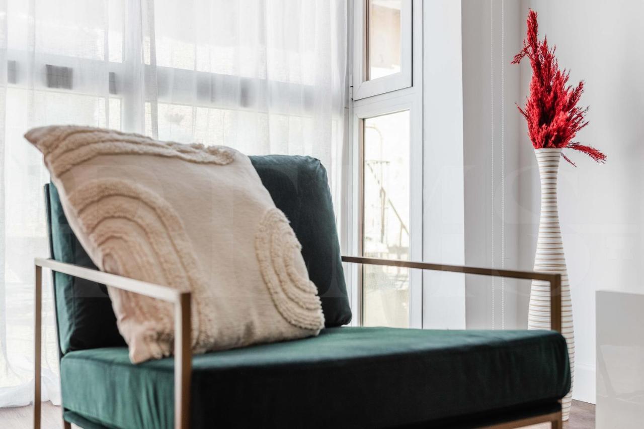 Designed Minimalist Apartment - Malaga Center By Rems المظهر الخارجي الصورة