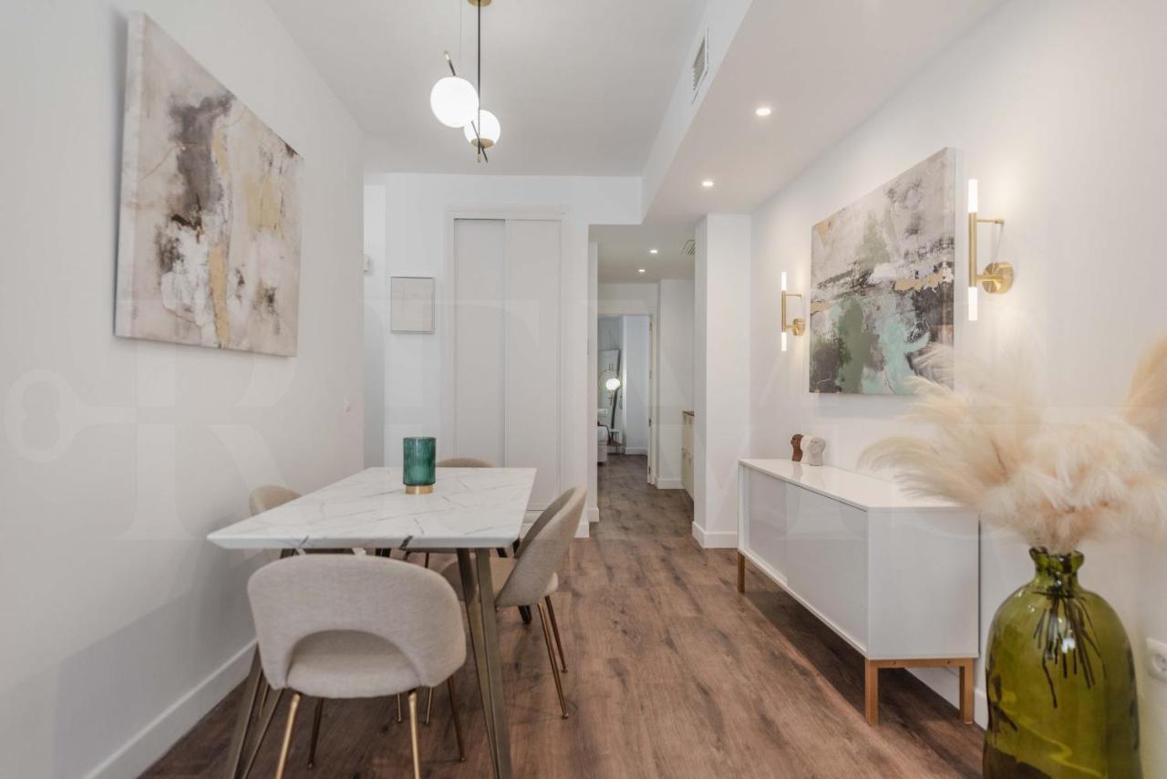 Designed Minimalist Apartment - Malaga Center By Rems المظهر الخارجي الصورة