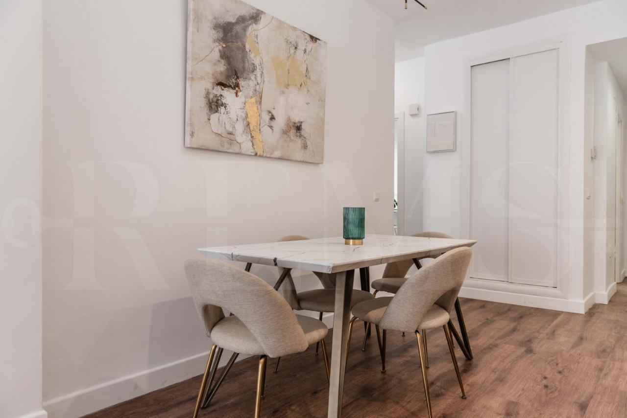 Designed Minimalist Apartment - Malaga Center By Rems المظهر الخارجي الصورة